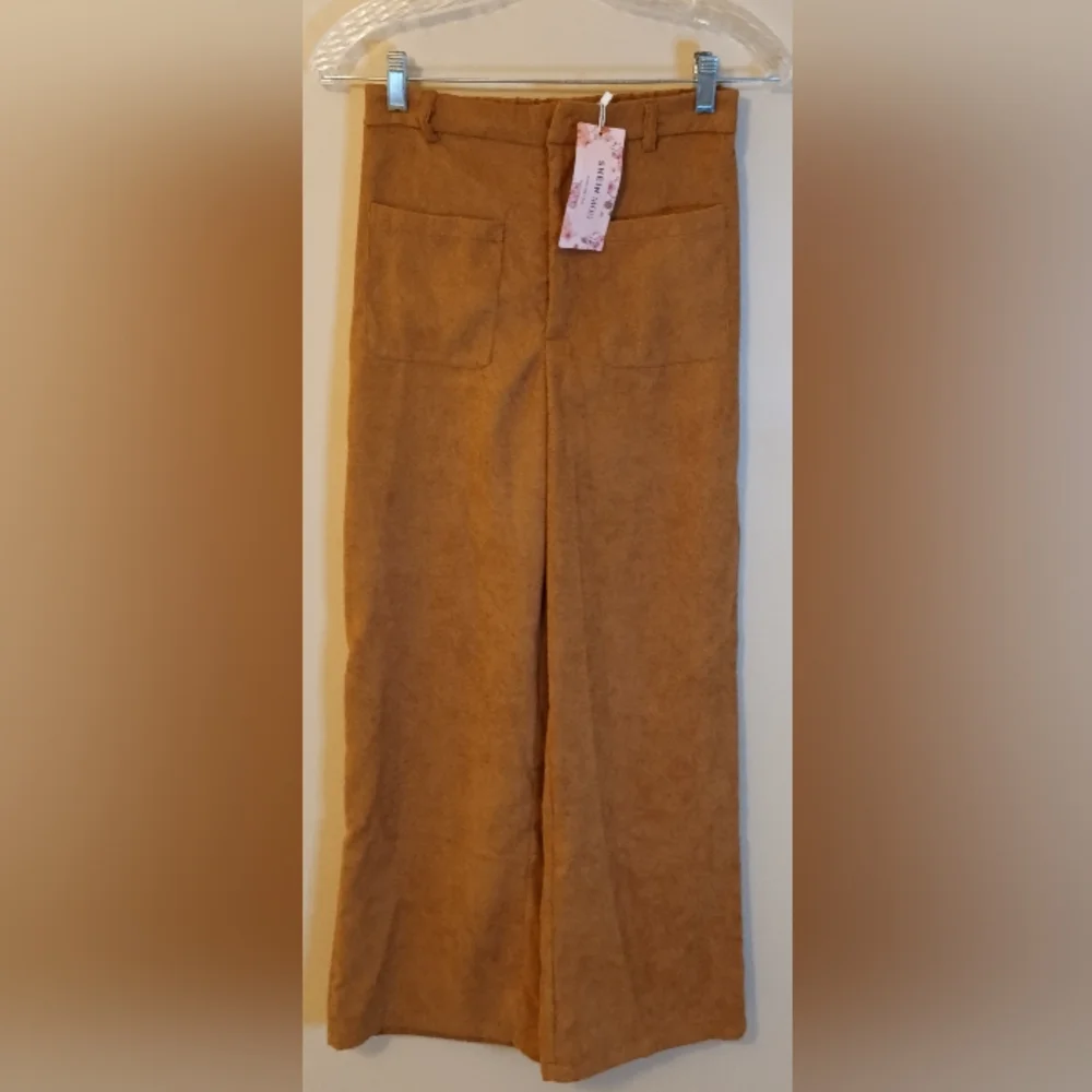 High Waisted Corduroy Pants - Picture 3 of 8